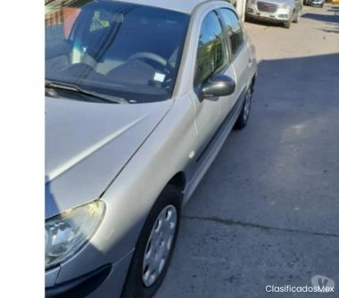 Se vende Peugeot 206 año 2005 (2.090.000)