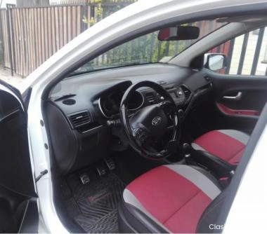 Venta de auto Kia Morning 2016 full equipo