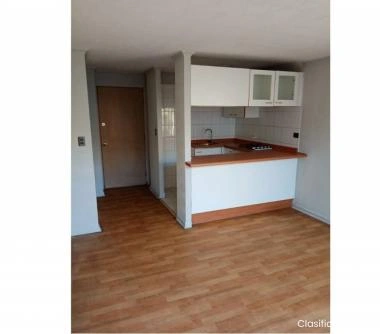 AMPLIO DEPARTAMENTO CON BODEGA, SANTIAGO CENTRO