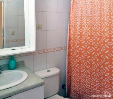 Arriendo departamento amoblado.