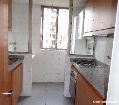 Arriendo depto en Macul $450.000 est.+ bodega