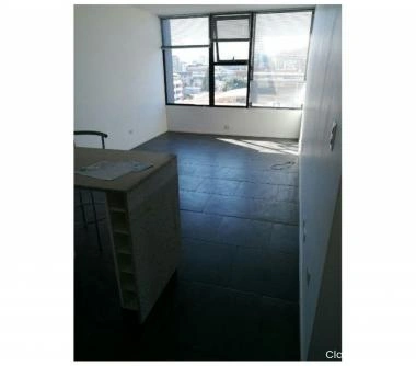 Cómodo Departamento en Edificio Gold, O'higgins.