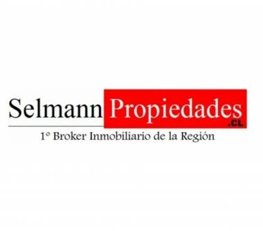 Selmann Arrienda departamento en Lomas del Sol.