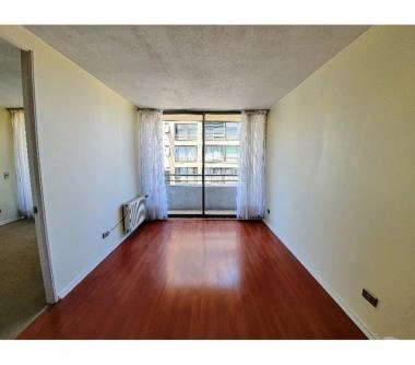 1 Dormitorio excelente Ubicación (Metro Santa Lucia)