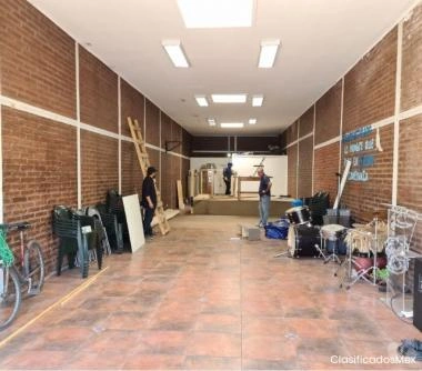 Amplio Local Comercial en el Centro de Curicó