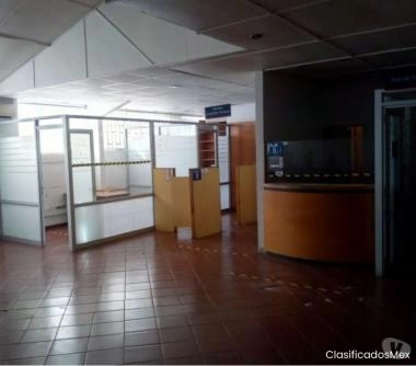 Arriendo amplio local Centrico para Instituciones o Empresa