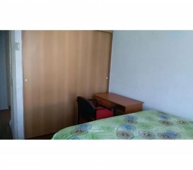 ARRIENDO BONITA Y COMODA PIEZA PARA UNA PERSONA QUE TRABAJE