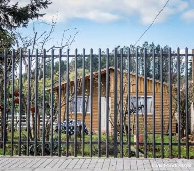 ARRIENDO CABAÑA EQUIPADA, TRES HABITACIONES, DOS BAÑOS