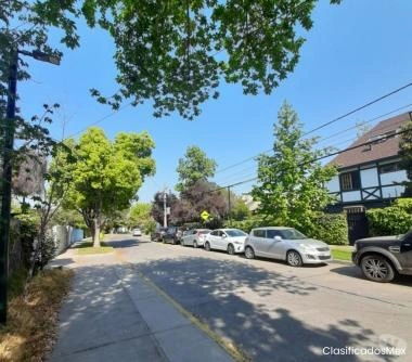 Arriendo casa de 3 pisos Camoens Las Hualtatas