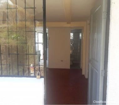 ARRIENDO CASA, EL OLIVAR, DARWIN, 2 DOR, 1 BAÑO, PATIO