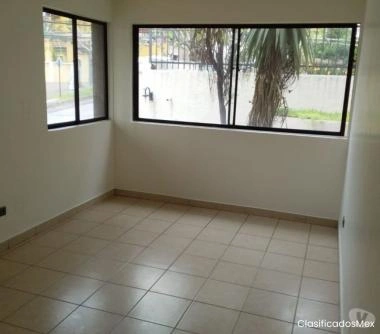 Arriendo depto de 3 dormitorios en Agua Santa