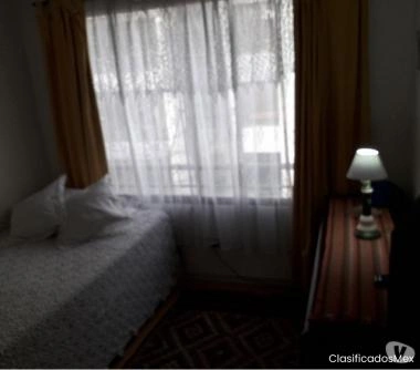 Arriendo habitacion amoblada con baño 220.000 Providencia