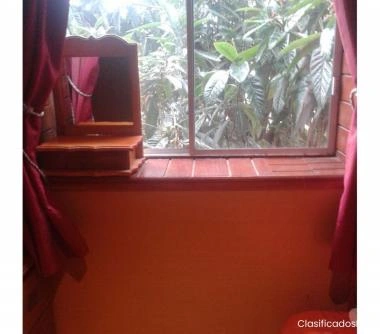 Arriendo pieza amoblada completa