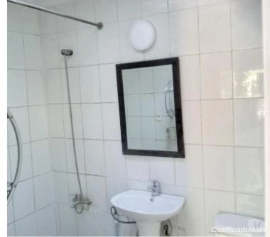 ARRIENDO PRECIOSA CASA INTERIOR EN SANTIAGO CENTRO