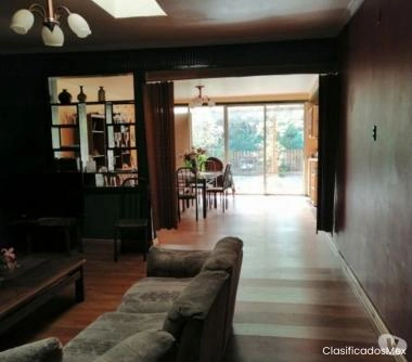 Barrio Italia, gran casa en arriendo con fin comercial.