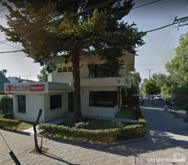 Casa Comercial en Merced con Alameda