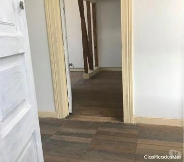 Casa segundo piso Cerro Baron, grande y central