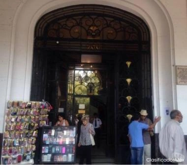 Clásico, 1D en Portal Fernández Concha, Plaza de Armas