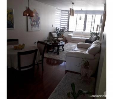 Departamento en sector residencial de Avenida Brasil