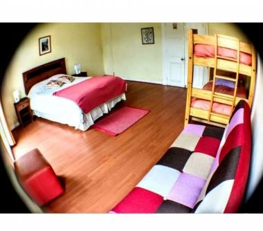 Derechos HOSTAL incluye CASA HABITACION $16.990.000