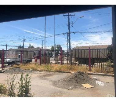 Excelente y Amplio Local Comercial