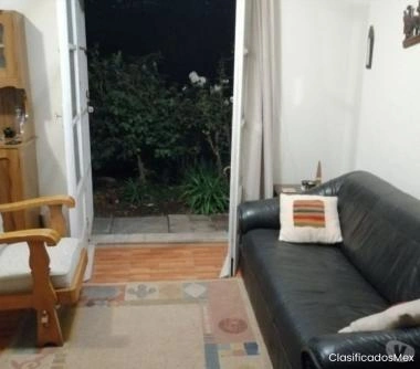 hABITACION PARA MUJER PROFESIONAL