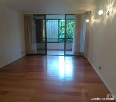 Las Violetas entre Lyon y Pedro de Valdivia, Providencia