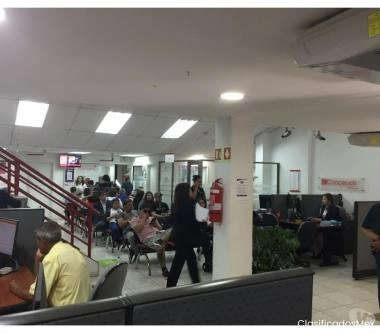 Local comercial en calle Bueras