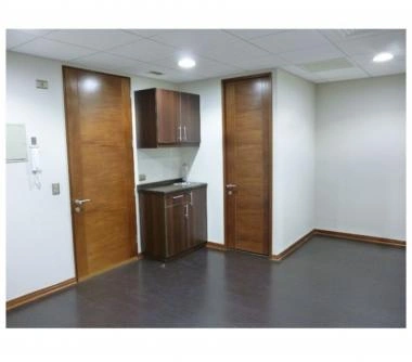 Oficina 3 Privados, baño, Las Condes