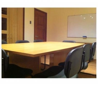 Oficina 6 privados con sala de Reunion