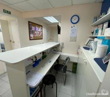 OPORTUNIDAD ARRIENDO AÑO CORRIDO AMPLIA OFICINA REÑACA