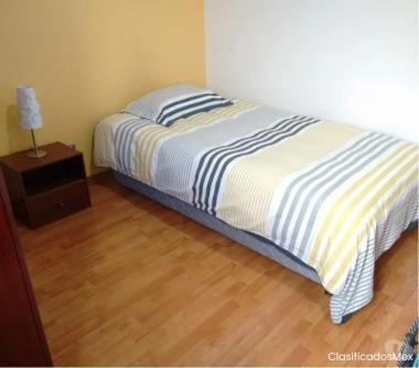 Pieza en depto compartido por jóvenes - Stgo Metro UC