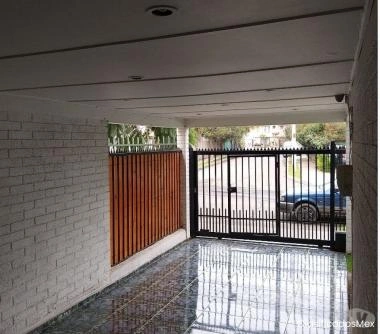 Preciosa Casa Excelente Ubicación 3 Pisos Ciudad Satélite