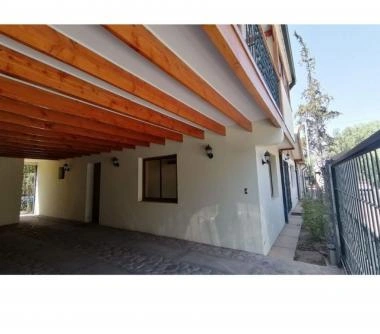 Propiedades DNG Arrienda Amplia Casa en Tranquilo Sector