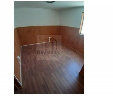 Se arrienda amplia oficina céntrica de 50mts2 La Calera.