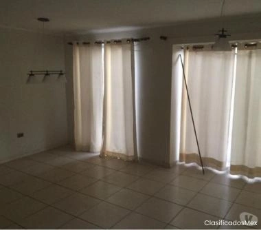 SE ARRIENDA EXCELENTE CASA EN CONDOMINIO LA VIÑA