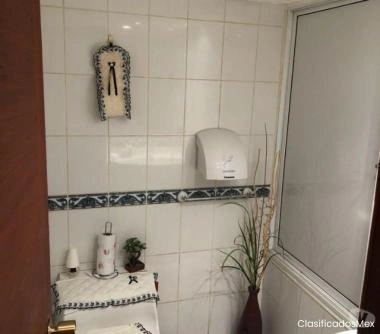 Se arrienda hermosa oficina pleno corazón de Stgo