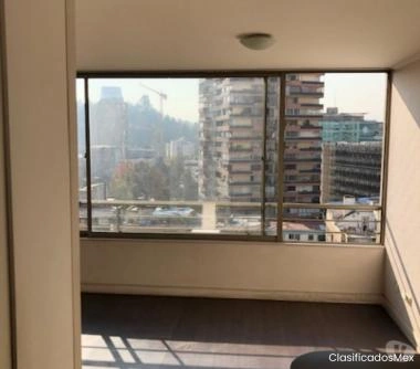 Se Arrienda lindo depto Metro U. Católica