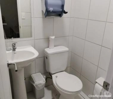 Se arrienda Oficina metro Manquehue