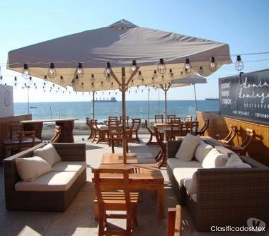 Se vende derechi a llave incluye licores y mercaderia