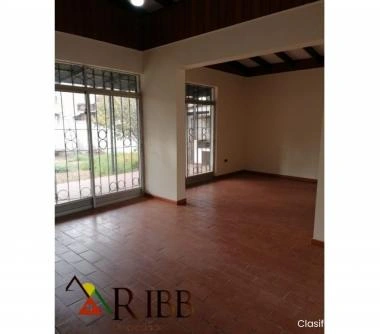 VENTA CASA COMERCIAL