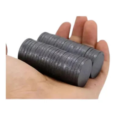 PACK 100 IMANES REDONDOS 1.5CM DIÁMETRO NC78